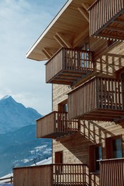 Apartmenthouse Solaris - detail of facade