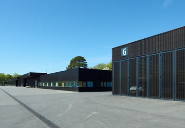 Agricultural Building Zentralfriedhof - general view