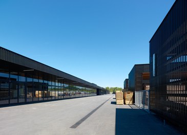 Agricultural Building Zentralfriedhof - lumberyard