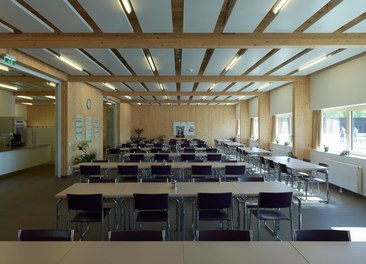 Agricultural Building Zentralfriedhof - canteen