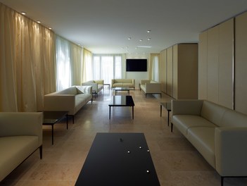 embassy - meeting space