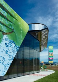 Shopping Center Neukauf Villach - detail of facade