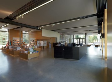 Besucherzentrum Petronell Carnuntum - reception and shop