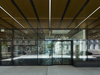 Geriatric Center Liesing - entrance