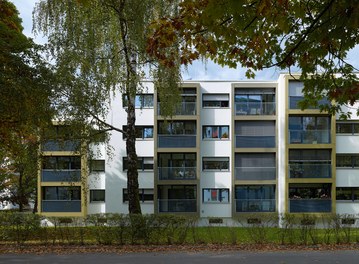 Housing Estate am Kreuz - east facade