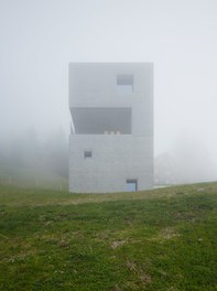 Schutzhaus - west facade