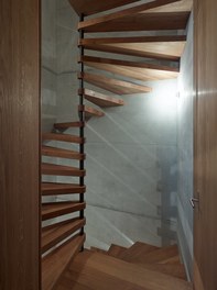Schutzhaus - staircase