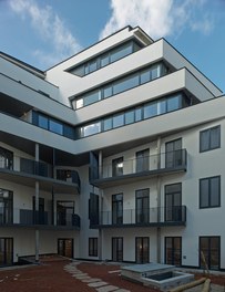Conversion Heumühlgasse - view from courtyard