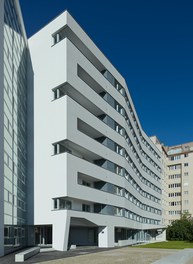 Housing Complex Senekowitschgasse - east facade