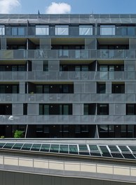 Housing Complex Raxstrasse - detail of facade