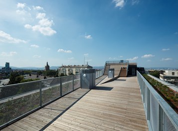 Housing Complex Raxstrasse - rooftop terrace