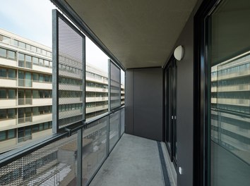 Housing Complex Raxstrasse - balcony east