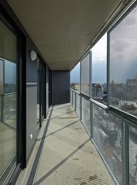 Housing Complex Raxstrasse - balcony west