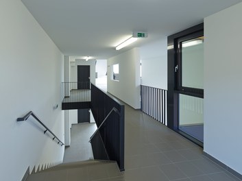 Housing Estate Wagramerstrasse - staircase