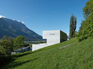 Duplex House Schellenberg - east facade