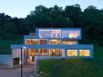 Duplex House Schellenberg - night shot