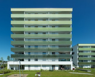 Housing Estate Rheinstrasse West - south facade