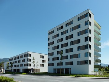 Housing Estate Rheinstrasse West - view from street