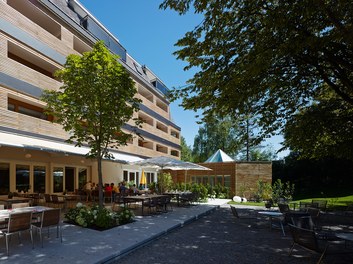 Hotel Schwärzler | conversion - garden with terrace