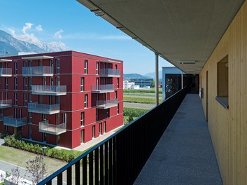 Housing Estate and Kindergarten Steinbockallee - arcade