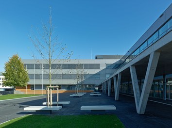 Bundesschulzentrum Ried - approach