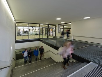 Bundesschulzentrum Ried - staircase