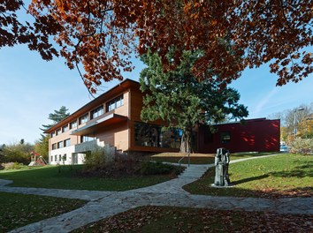 Community Center Eichgraben - view from southeast