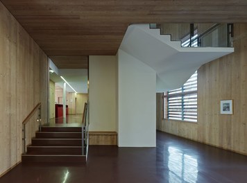Community Center Eichgraben - staircase