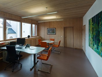 Community Center Eichgraben - office