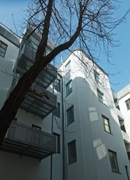 Attic Neubaugasse - view from courtyard