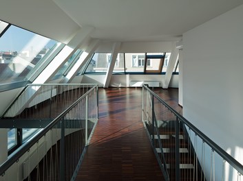 Attic Neubaugasse - interior