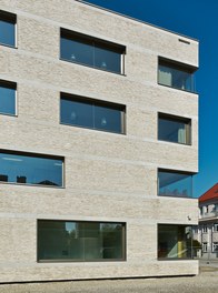 Landesklinikum Mödling - detail of facade