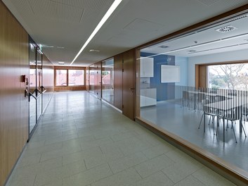 Landesklinikum Mödling - corridor