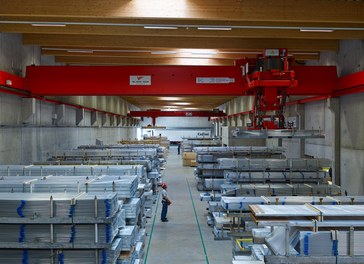 Collini Production Hall - store