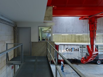 Collini Production Hall - store