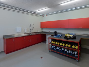 Fire Department Schlins - respirator room