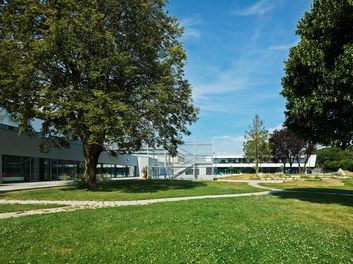 Neue Mittelschule Markt Allhau - view from gaden