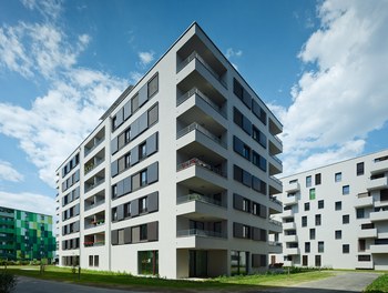 Housing Complex Eurogate - courtyard