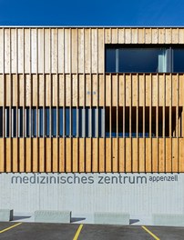 Gesundheitszentrum Appenzell - detail of facade