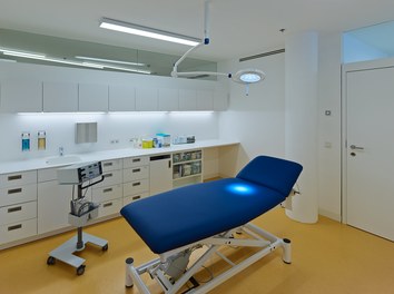 Doctor's Office - treatment room