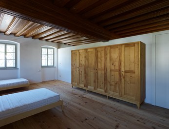 Schwarzes Haus - bedroom