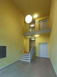 Housing Complex Sonnwendviertel - staircase