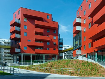 Housing Complex Sonnwendviertel - view from south