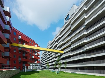 Housing Complex Sonnwendviertel - courtyard