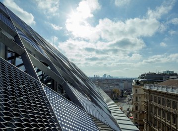 Motel One Staatsoper - roof structure