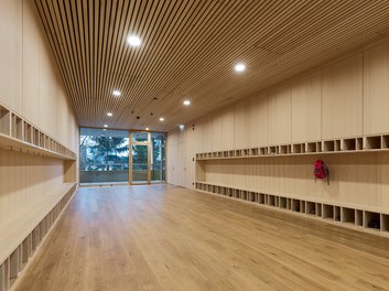 Kindergarten Hatlerdorf - wardrobe