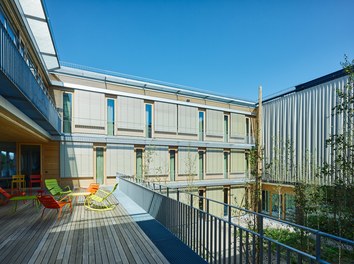 Omicron Campus - courtyard with shutters