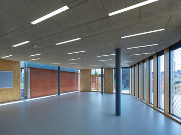 Volksschule Murfeld - main hall