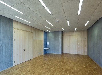 Volksschule Murfeld - class room