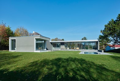 Residence K - general view from garden